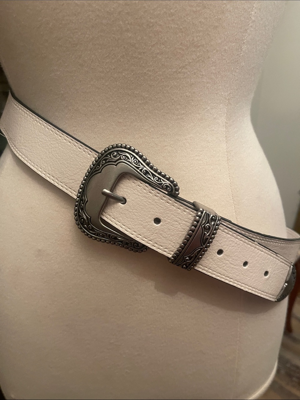 Vince Camuto Cream Leather Western-Style Belt with Ornate Silver Buckle